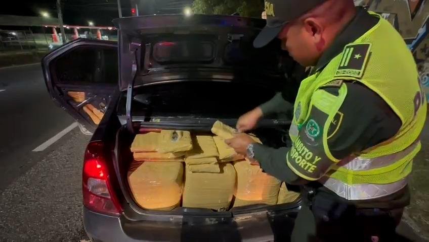 mariahuana-incautada-variante-caldas En la Variante Caldas fue interceptado un vehículo con media tonelada de marihuana - Caldas Hoy