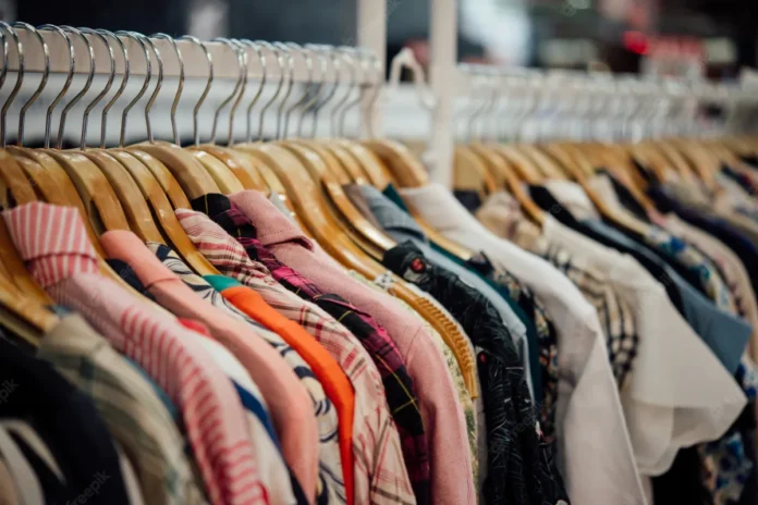 roperowebp.png Ropero Solidario en Caldas: ropa a precios accesibles para ayudar a la comunidad