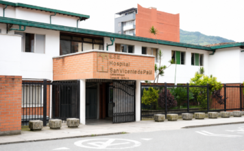 Crisis en hospital de Caldas: anestesiólogos suspenderán servicios por millonaria deuda Crisis en hospital de Caldas: anestesiólogos suspenderán servicios por millonaria deuda